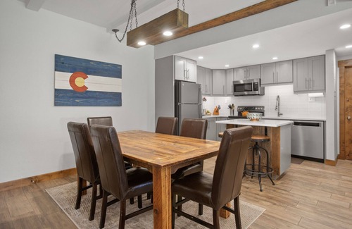 Steamboat Springs Condo | Nicely Updated, Private Washer/Dryer, Outdoor Pool and Hot Tub, Free Bus Route
