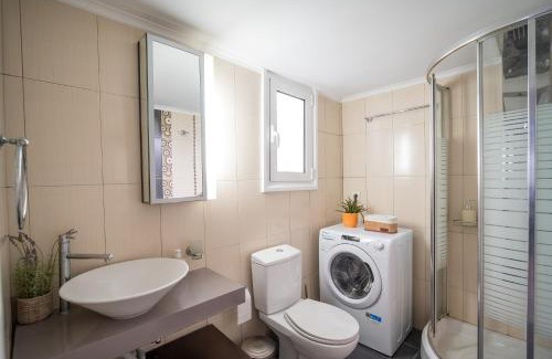 Chios Apartment | Nico's Cozy House in Chios