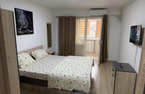 Pitesti Apartment | Nicolle Studio 3