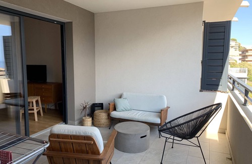 Ville-di-Pietrabugno Apartment | Nid Douillet vue mer