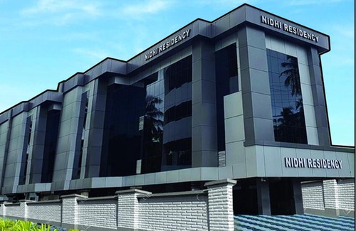 Kuppaayil Hotel | NIDHI RESIDENCY