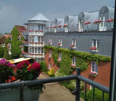 Niebuell Hotel | Niebüller Hof