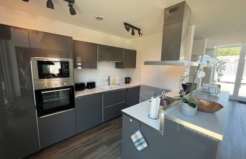 Born auf dem Darss House | Niege Schueuen - terrace, garden, dogs allowed sauna, fireplace, table football, WLAN