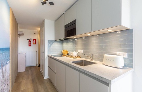 Callantsoog Apartment | Nieuw! Luxueus "adults Only" Appartement met Fantastische Ligging Tegenover de Strandopgang van Callantsoog!