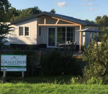Lemmer House | Nieuwe Beachbungalow aan IJsselmeer 39 24 four seasons