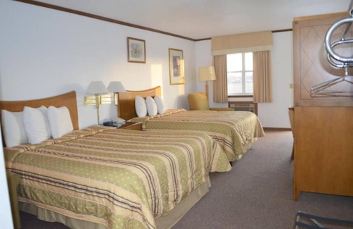 Sweet Springs Hotel | Night Inn