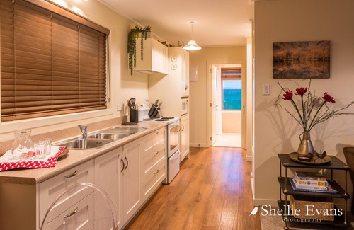 Twizel House | Night Sky Cottages - Kea Cottage - LUXURY