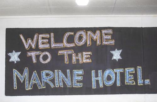 Cardwell Hotel | Nightcap at Marine Hotel Cardwell