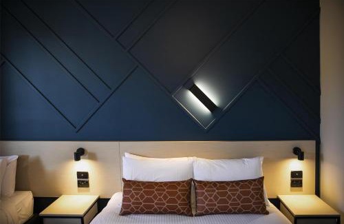 Noble Park Hotel | Nightcap at Sandown Park Hotel