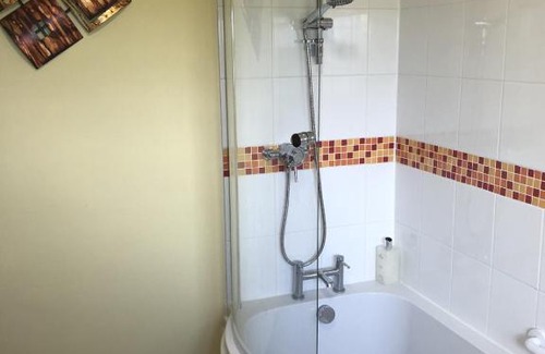 Pershore Bed & Breakfast | NIGHTINGALE B&B