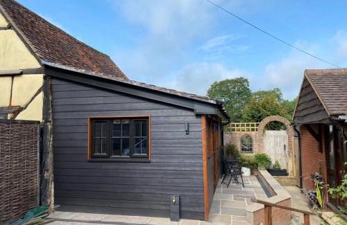 Ockley House | Nightjar