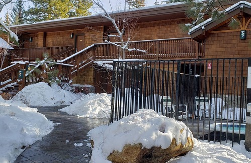 Incline Village Apartment | Nightly Rates Contain No Hidden Fees!*