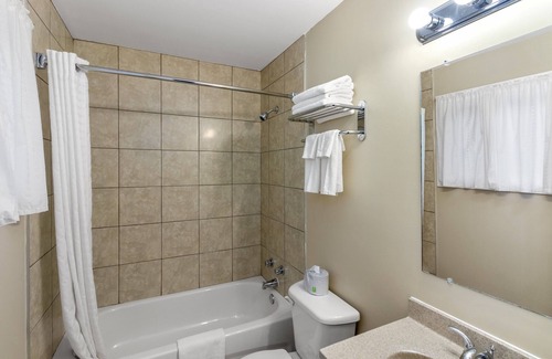 Owen Sound Hotel | Nights Inn Owen Sound
