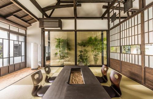 Suruga Ward House | Nihon Iro