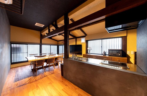 Suruga Ward House | Nihon Iro