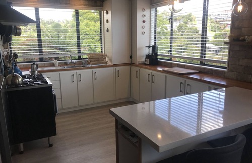 Raglan House | Nikau Nook