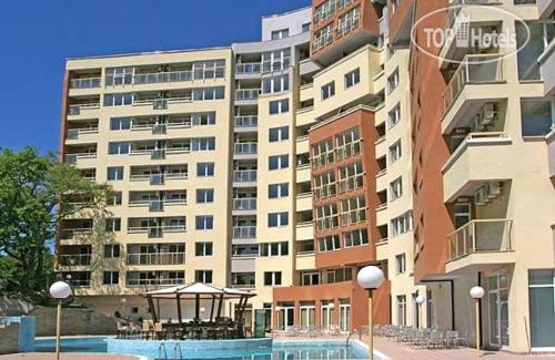 Golden Sands Apartment | Nikea 10