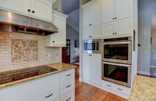 Loveland Cottage | Niki's Country Cottage-Remote Workers: Lg furnished office; Fiberoptic Internet