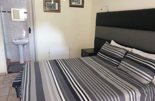 Broederstroom Hotel | Nikita Motel