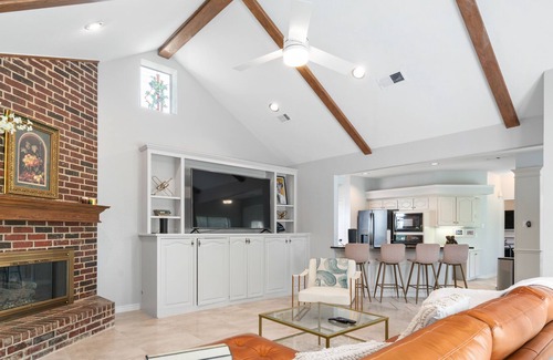 Sachse Villa | Nikolas Villa
