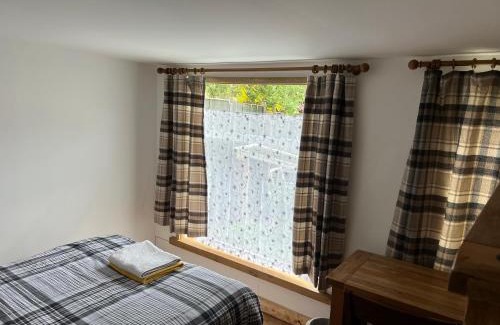 Yate Other | Nikolay house