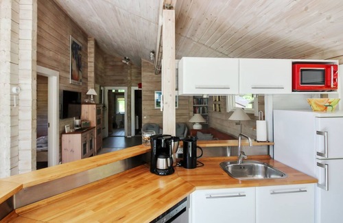 Arnager House | "Nikolce" - 250m from the sea by Interhome