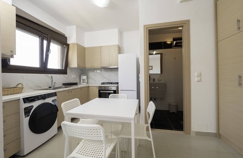 Palaiokastro Apartment | Nikos studio in Palaiokastro near the beach and taverns