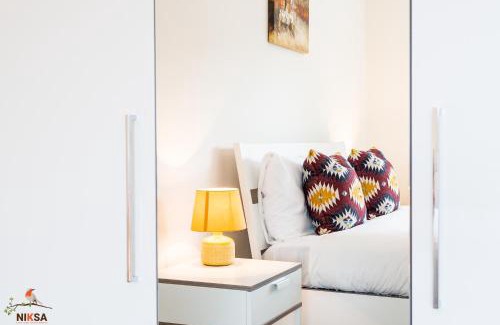 Welwyn Garden City Apartment | Niksa Serviced Accommodation Welwyn Garden City- One Bedroom