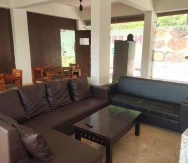 Vijaypur Apartment | Nileshwar Home Stay