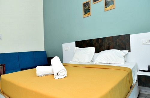 Tindivanam Hotel | Nilton Bay Residency