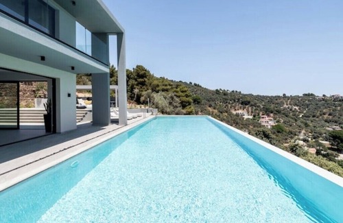 Achladies House | NimVie Green Retreat