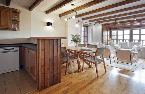 Beret Apartment | Nin de Beret 2 by FeelFree Rentals