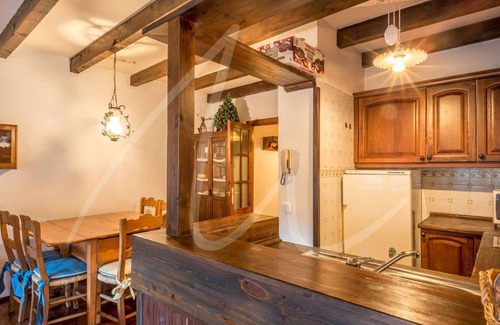 Beret Apartment | Nin de Beret by SeaMount Rentals
