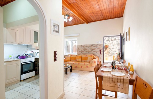 Gaios Apartment | Nina: Gaios Waterfront Apartment