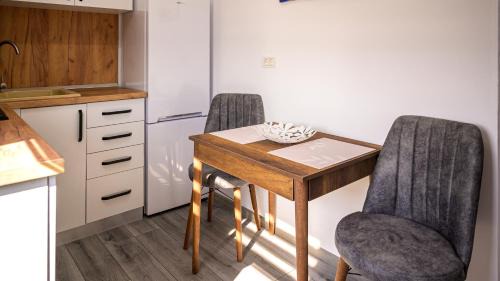 Tirgu Jiu Apartment | Nina House