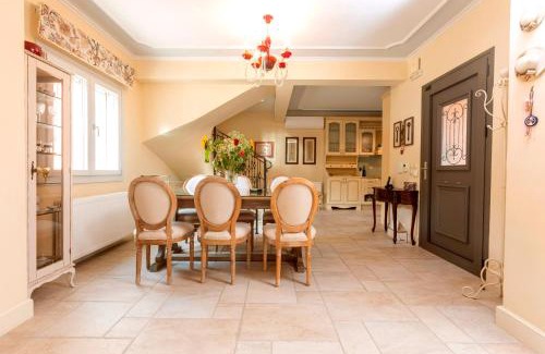 Gazatika House | Nina's Guesthouse Corfu