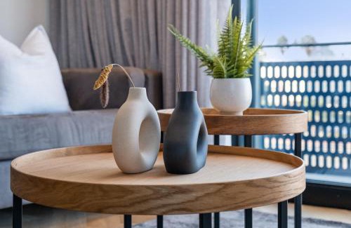Century City Apartment | Nine Palms 330