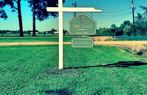 Scott House | Nineteenth Century Cajun Home with Great Charm and Modern Amenities!