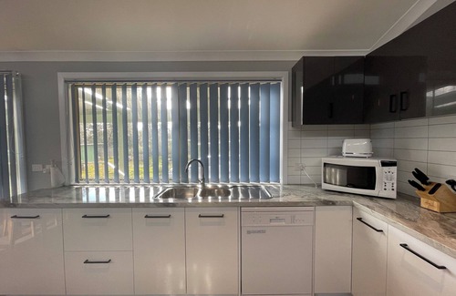Golden Beach House | Ninety Mile Beach Bliss