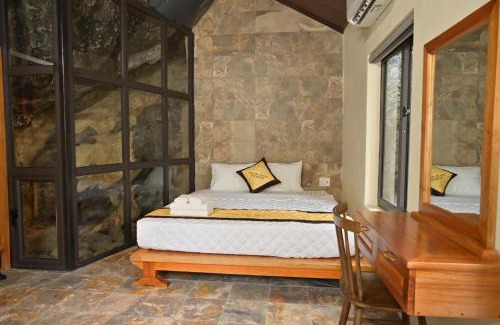 Hoa Lu House | Ninh Hoa Retreat