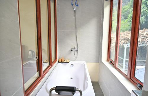 Hoa Lu House | Ninh Hoa Retreat
