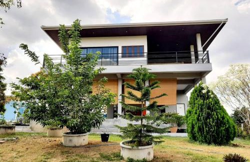 Pak Chong Villa | Niramitsook Farm Stay Khao Yai บ้านไร่นิรามิสสุข ฟาร์มสเตย์ ปากช่อง เขาใหญ่