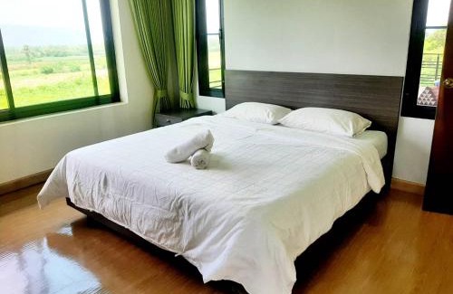 Pak Chong Villa | Niramitsook Farm Stay Khao Yai บ้านไร่นิรามิสสุข ฟาร์มสเตย์ ปากช่อง เขาใหญ่