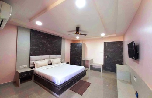 Brahmapur Hotel | Nirmalya Inn