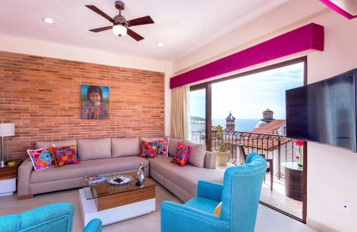 Downtown Puerto Vallarta Apartment | Nise