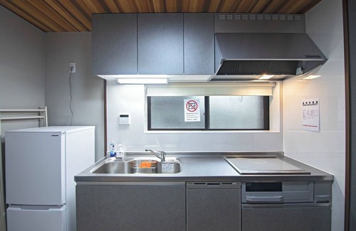 Shin-Osaka House | Nishinaka House | 12 minutes to Umeda | Accommodates up to 13 people | Both Japanesestyle and Weste - Nishinaka HOUSE/Osaka Ōsaka