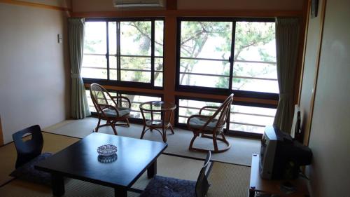 Futami Hotel | Nisshokan