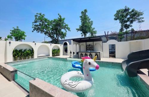 Bang Phli Villa | Niyham Pool Villa