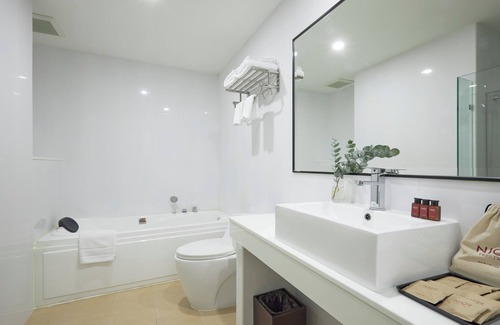 Lak Si Hotel | NJoy Prestige Grand Hotel Don Mueang