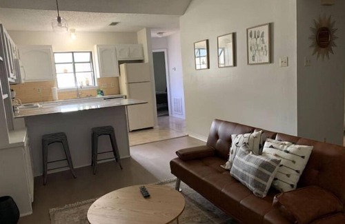 Claiborne House | nLamplighter 100:A